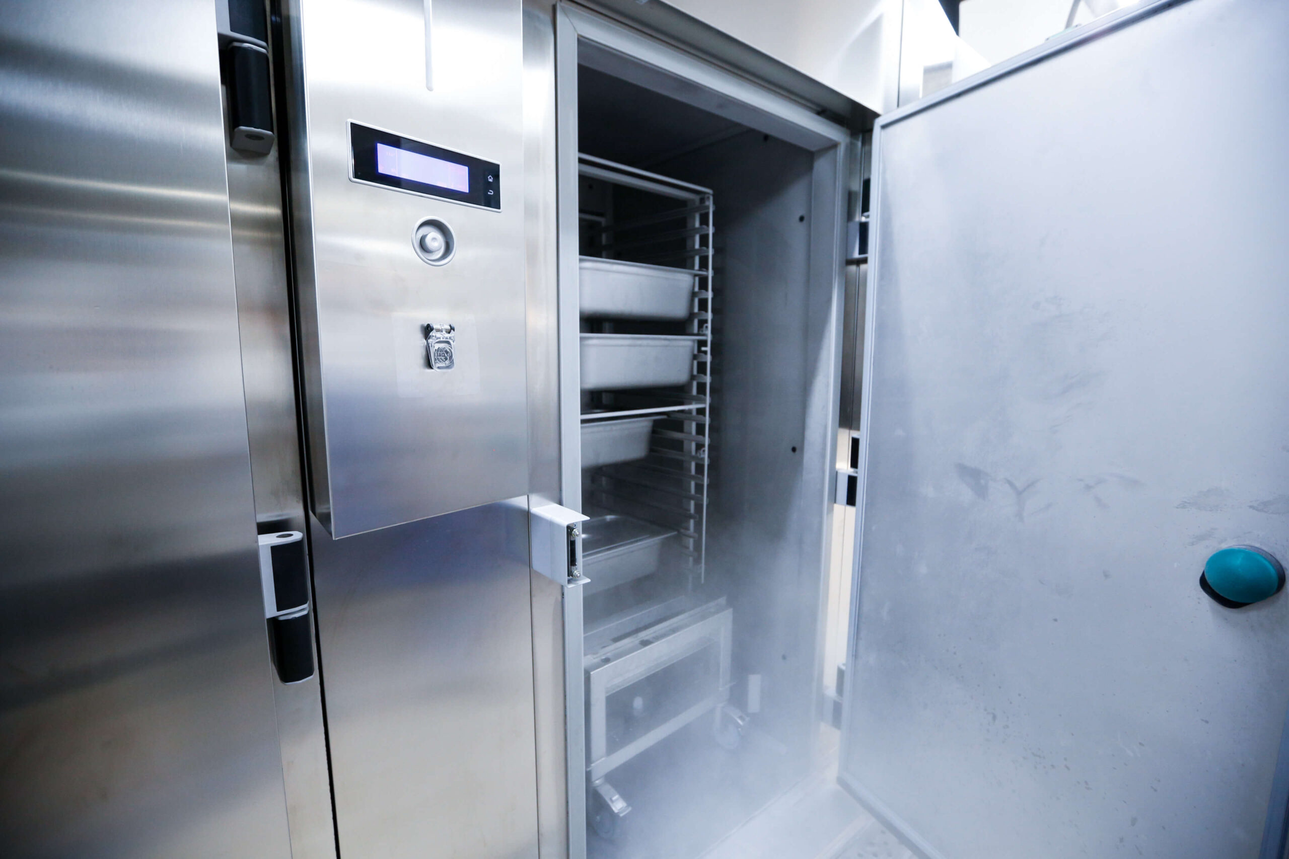 Remote Alarms for Ultra-Low Temperature Freezers